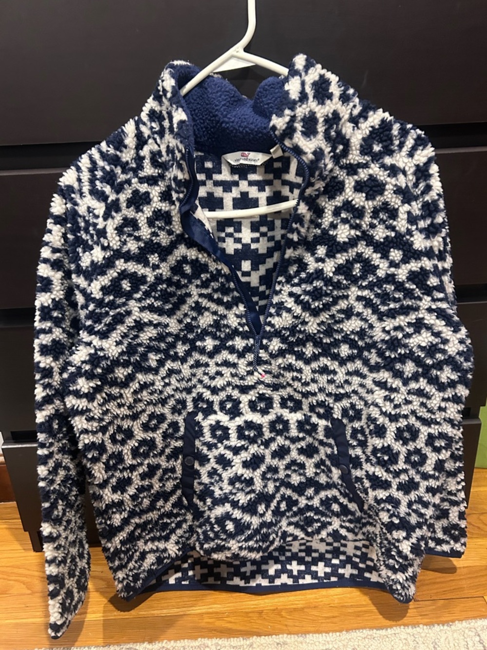 Vineyard Vines fuzzy fleece pullover